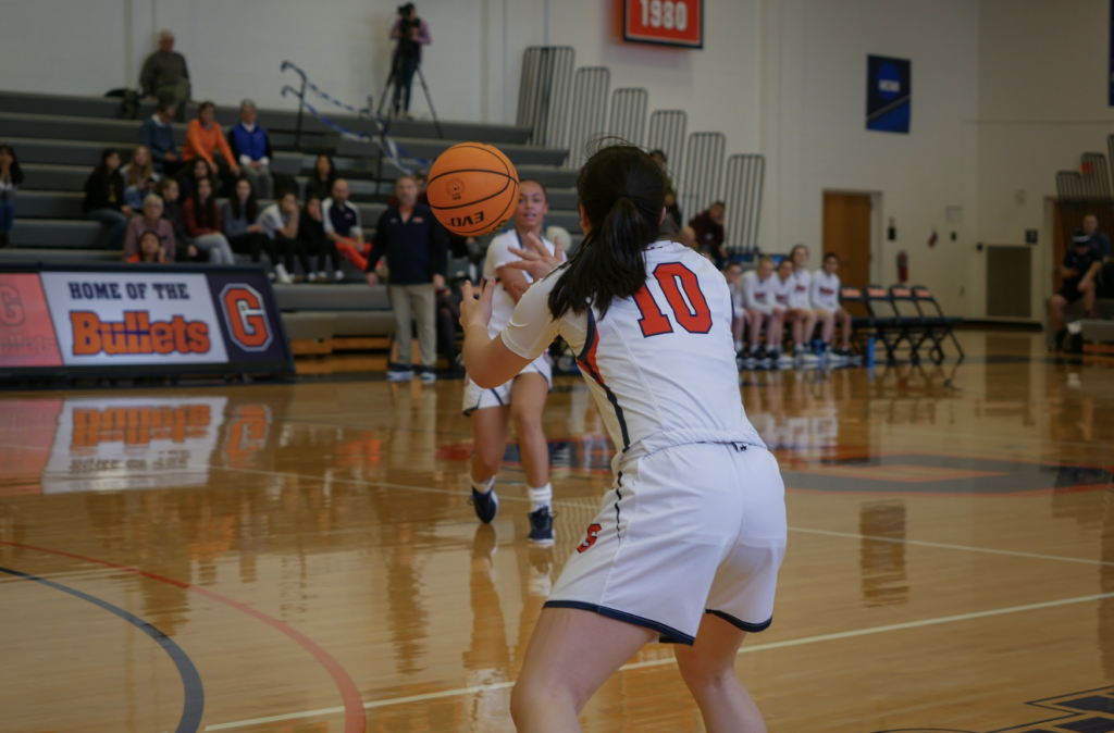 AB Holsinger '25 competing in the game against Swarthmore. (Photo Sofia Gutierrez/The Gettysburgian)